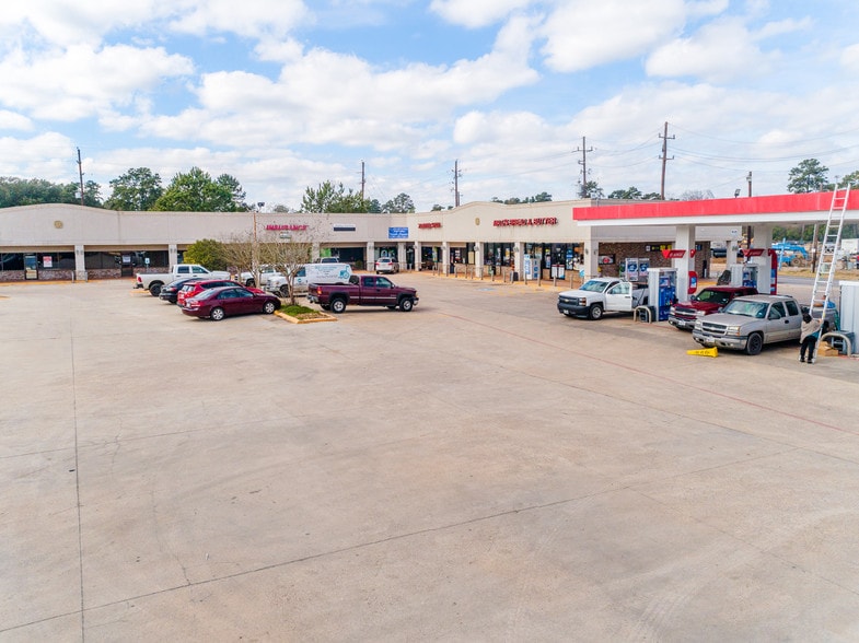 32015 Hwy 249, Pinehurst, TX for lease - Building Photo - Image 2 of 5