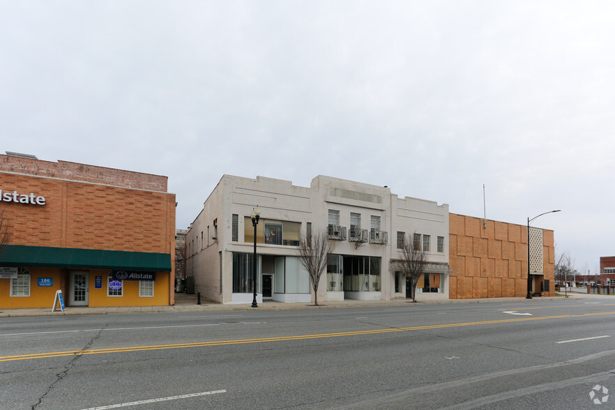 164 W Franklin Blvd, Gastonia, NC for sale - Primary Photo - Image 1 of 6