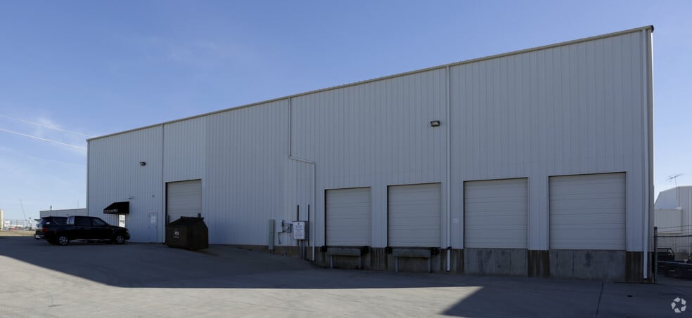 3540 Shelby Ln, Denton, TX for lease - Building Photo - Image 3 of 10