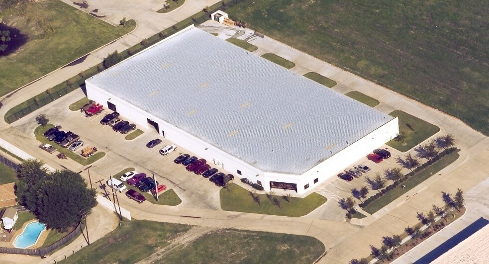 2502 Lawing Ln, Rowlett, TX à louer - Photo du bâtiment - Image 3 de 3