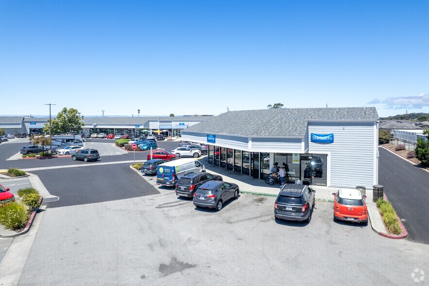 50-80 N Cabrillo Hwy, Half Moon Bay, CA à louer - Photo du bâtiment - Image 2 de 6