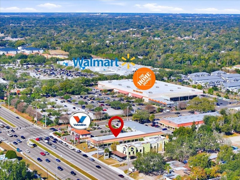 131 N Mount Carmel Rd, Valrico, FL for lease Interior Photo- Image 1 of 25