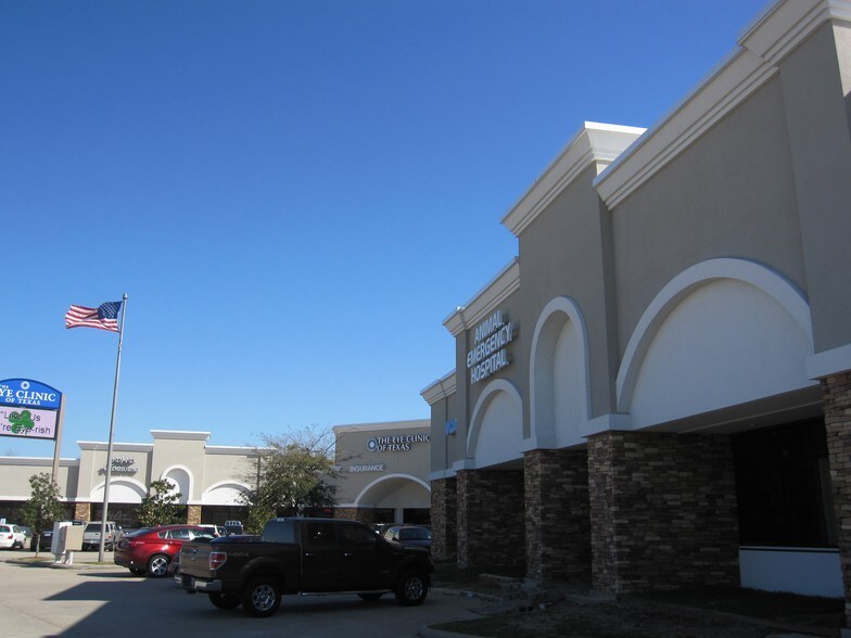 1108 Gulf Fwy S, League City, TX à louer - Photo du bâtiment - Image 3 de 10