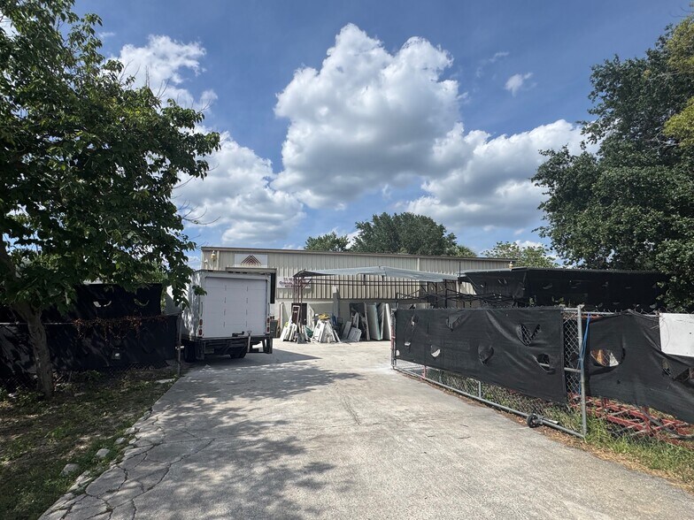 71 W Illiana St, Orlando, FL à vendre - Photo du bâtiment - Image 3 de 11