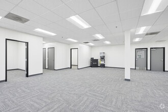 8770 Technology Way, Reno, NV à louer Hall d’entrée- Image 1 de 12