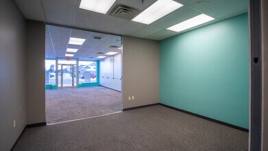 1593-1655 N Broadway, Rochester, MN for lease Interior Photo- Image 2 of 7