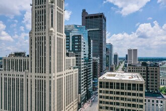 10 W Broad St, Columbus, OH - AERIAL  map view - Image1