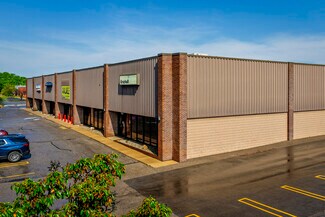 Plus de détails pour 28188 Schoolcraft Rd, Livonia, MI - Industriel à louer