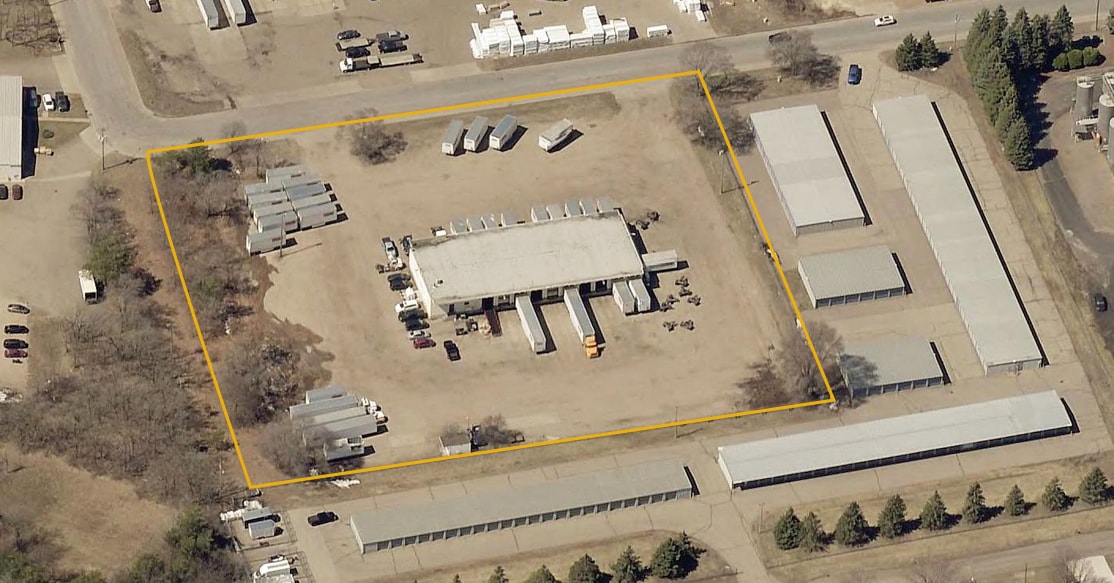 3617 McIntyre Ave, Eau Claire, WI for lease Primary Photo- Image 1 of 3