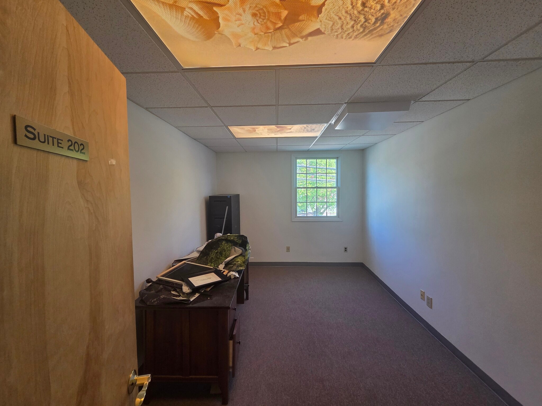 1076 Main St, Fishkill, NY for lease Interior Photo- Image 1 of 2