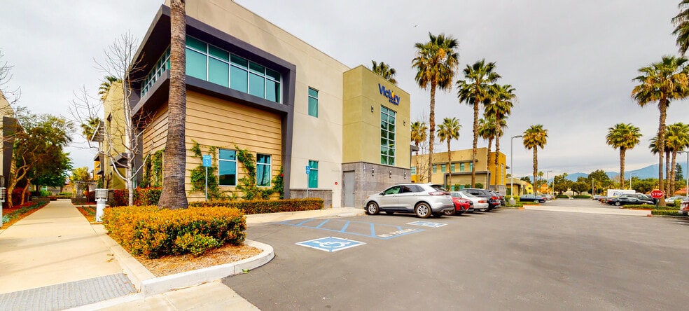 14748 Pipeline Ave, Chino Hills, CA for lease - Primary Photo - Image 1 of 22
