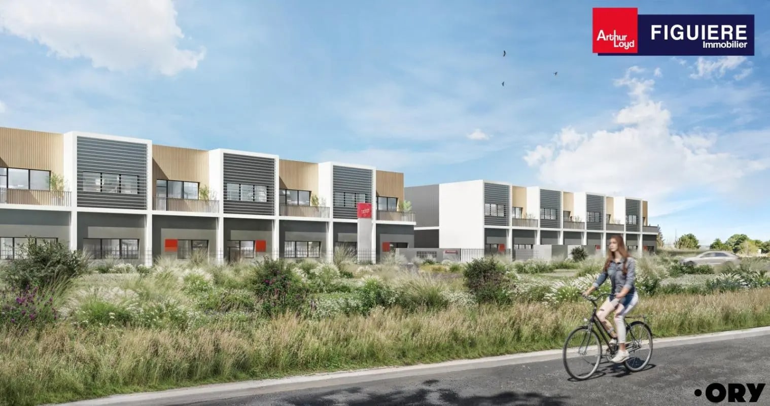 Flex in Marignane for sale Building Photo- Image 1 of 22