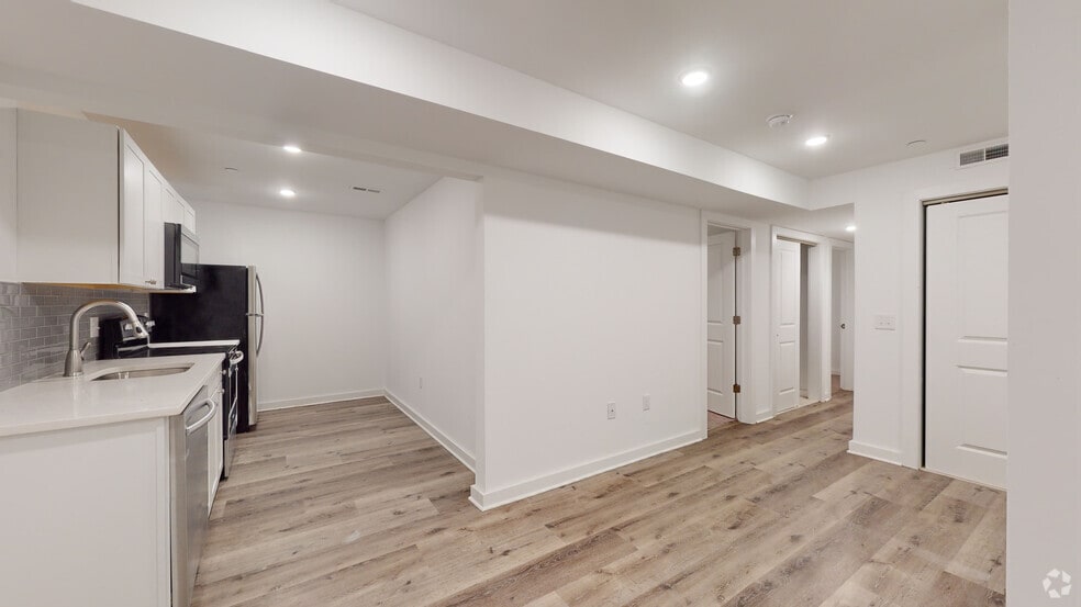 1254 N Carlisle St, Philadelphia, PA for sale - Matterport 3D Scan - Image 3 of 26