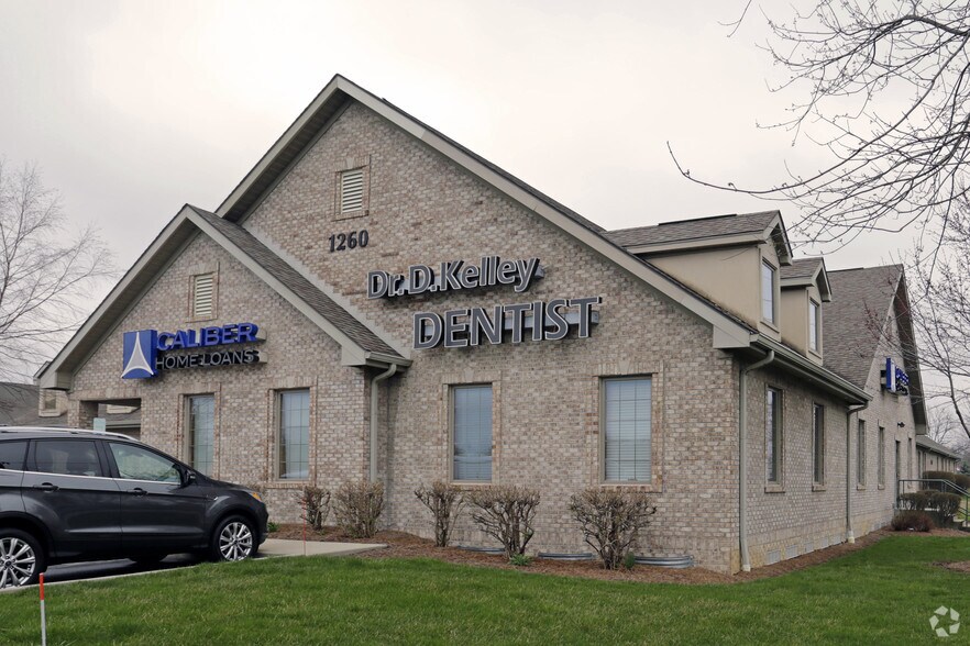 1260 N Post Rd, Indianapolis, IN à louer - Photo principale - Image 1 de 2