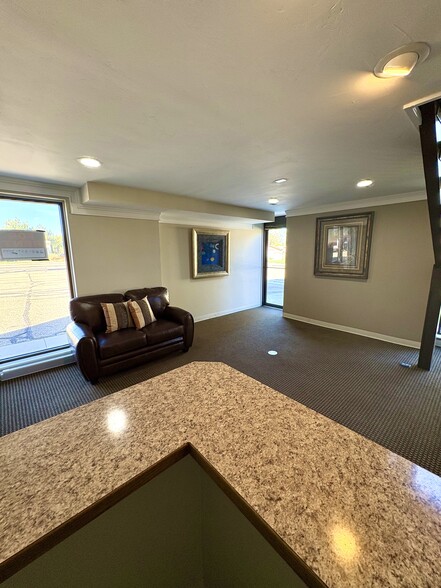 206-210 12th Ave Rd, Nampa, ID for lease - Building Photo - Image 2 of 45