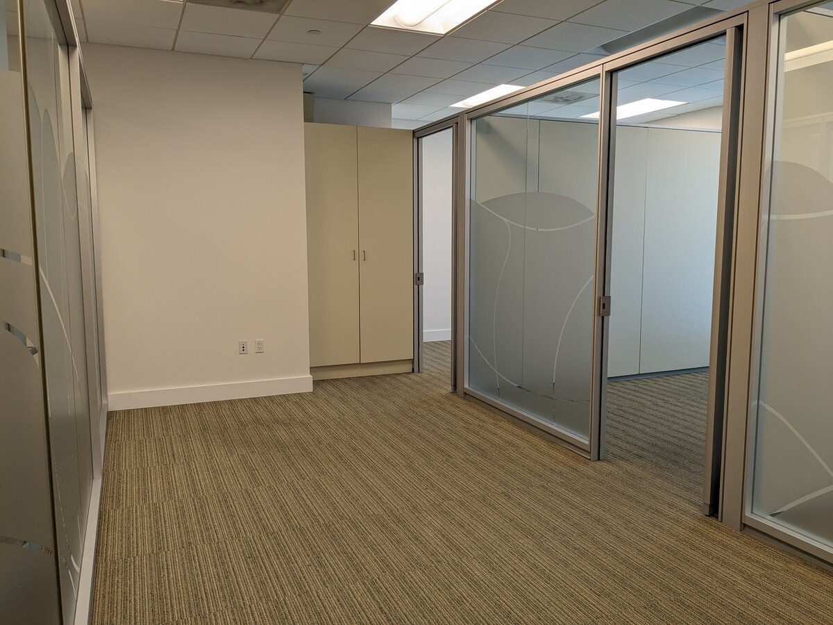 8950 SW 74th Ct, Miami, FL 33156 - Unité 1605 -  - Photo intérieure - Image 2 of 4