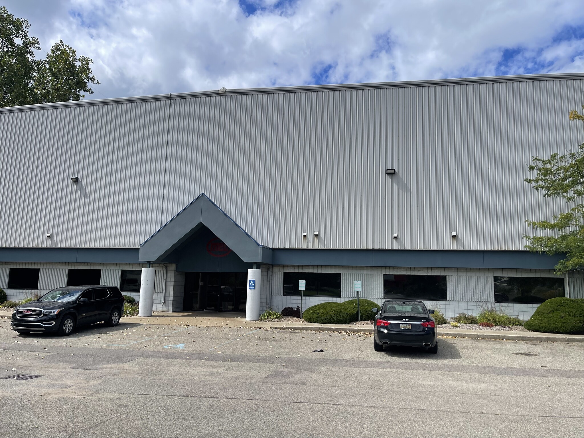 4714 Circuit Ct, Wayland, MI for lease Building Photo- Image 1 of 8