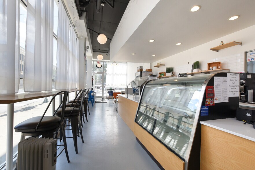 2800 W North Ave, Chicago, IL à vendre - Photo intérieure - Image 2 de 25