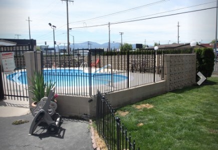 500 N Riverside Ave, Medford, OR à vendre - Photo du bâtiment - Image 3 de 4