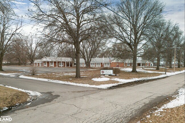 More details for 300 Cedar St, Tarkio, MO - Health Care for Sale
