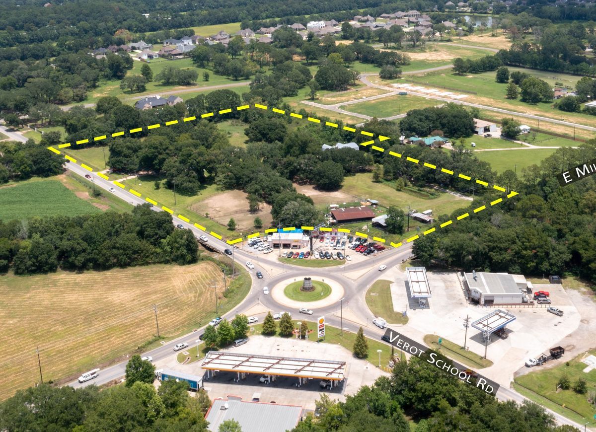 2215 E Milton Ave, Youngsville, LA for sale Aerial- Image 1 of 2