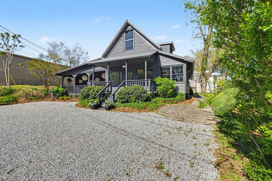 31 Earl St, Clayton, GA à vendre - Photo du bâtiment - Image 3 de 39