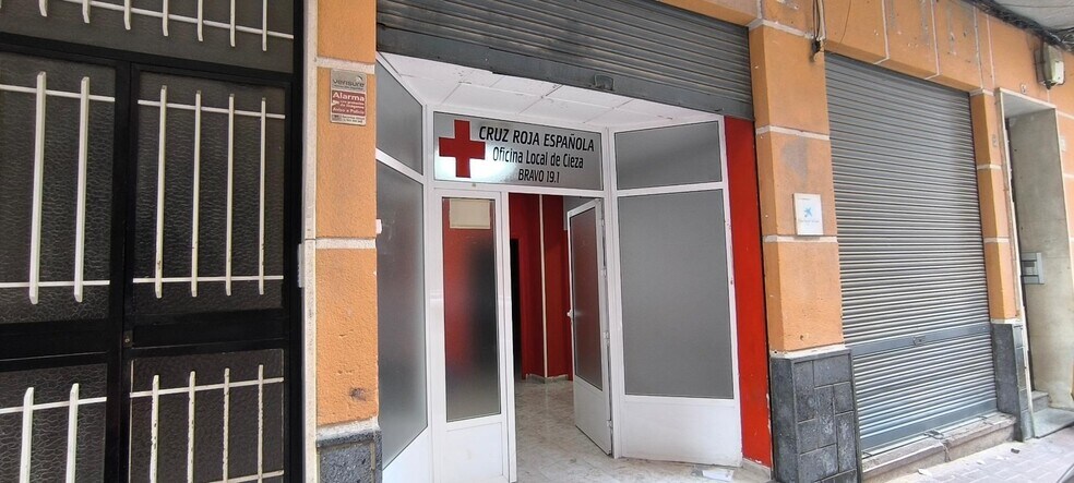 Retail in Cieza, Murcia for lease - Building Photo - Image 2 of 18