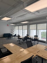 2125 Biscayne Blvd, Miami, FL for lease Interior Photo- Image 2 of 12