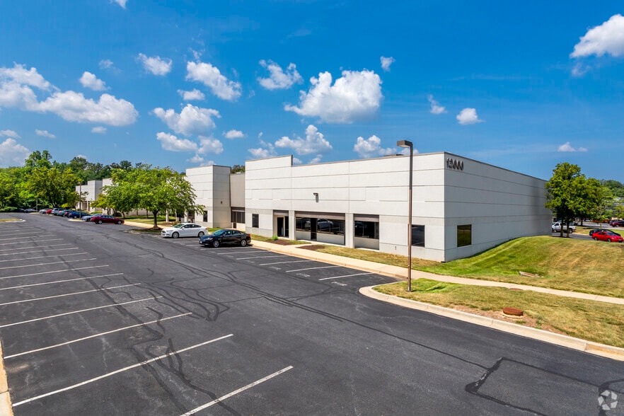 12000 Indian Creek Ct, Beltsville, MD à louer - Photo du bâtiment - Image 3 de 18