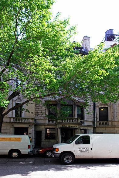 307 W 91st St, New York, NY for lease - Building Photo - Image 2 of 13