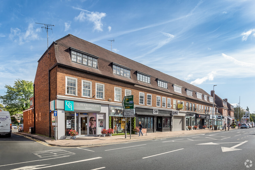 6-28 Water Ln, Wilmslow for sale - Primary Photo - Image 1 of 1