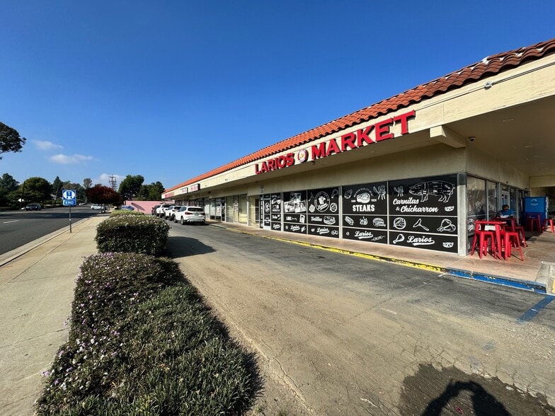 4080-4082 Chino Hills Pky, Chino Hills, CA for lease - Building Photo - Image 3 of 8
