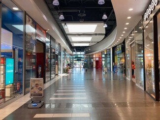 More details for Avenue Charles De Gaulle, Mâcon - Retail for Lease