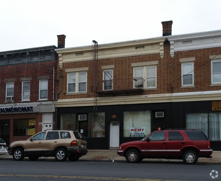 1055 Avenue C, Bayonne, NJ for lease - Building Photo - Image 2 of 3