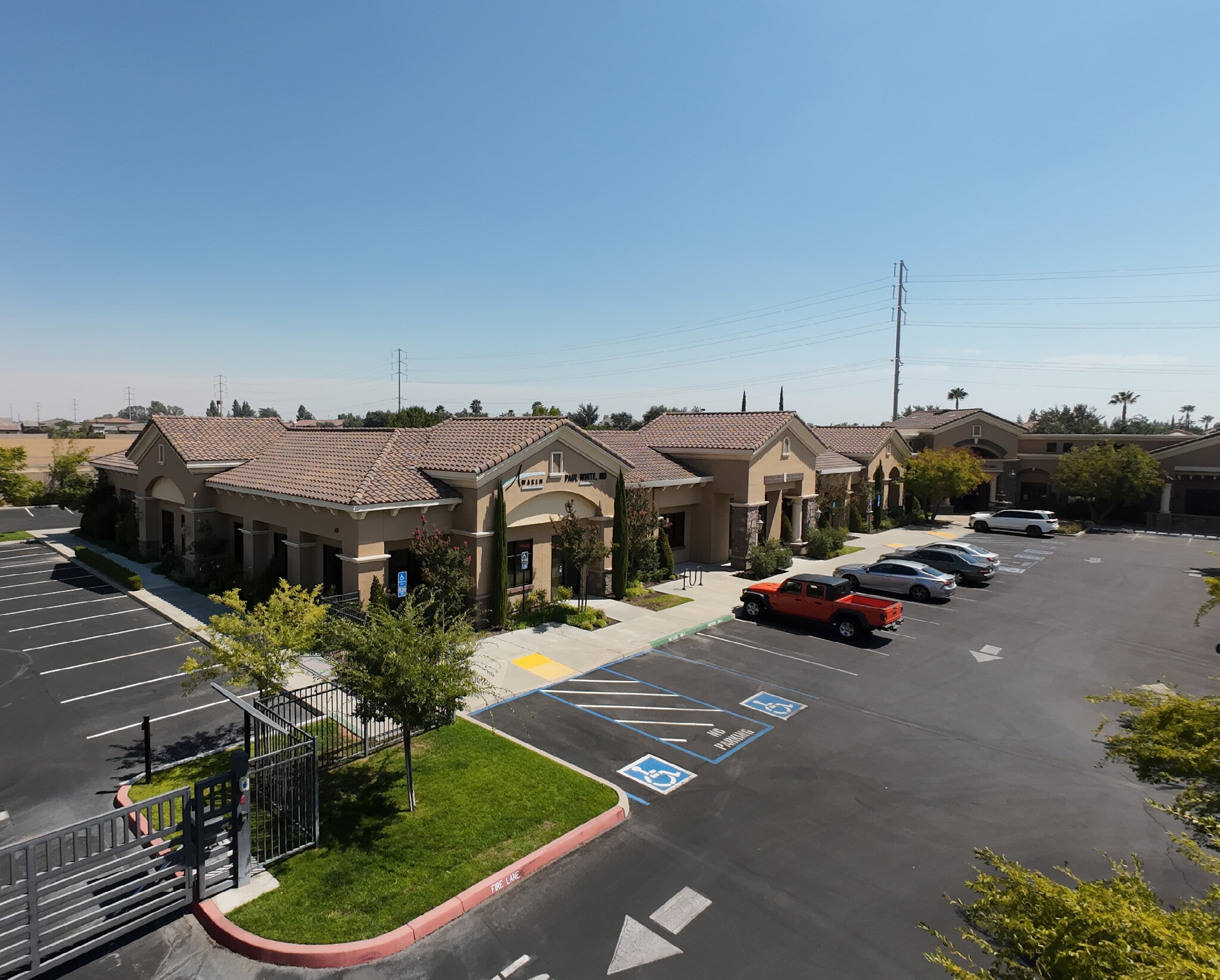 2152 E Copper Ave, Fresno, CA for lease Primary Photo- Image 1 of 6