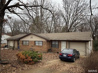 Plus de détails pour 2709 Oakmoore Dr, Poplar Bluff, MO - Multi-résidentiel à vendre