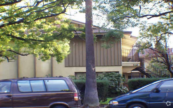 518 E Washington Blvd, Pasadena, CA for sale - Building Photo - Image 2 of 30