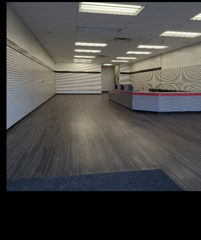 3901-3925 N Richards St, Milwaukee, WI for lease Interior Photo- Image 1 of 2