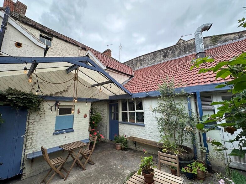 20 Union St, Wells à louer - Photo du bâtiment - Image 2 de 2