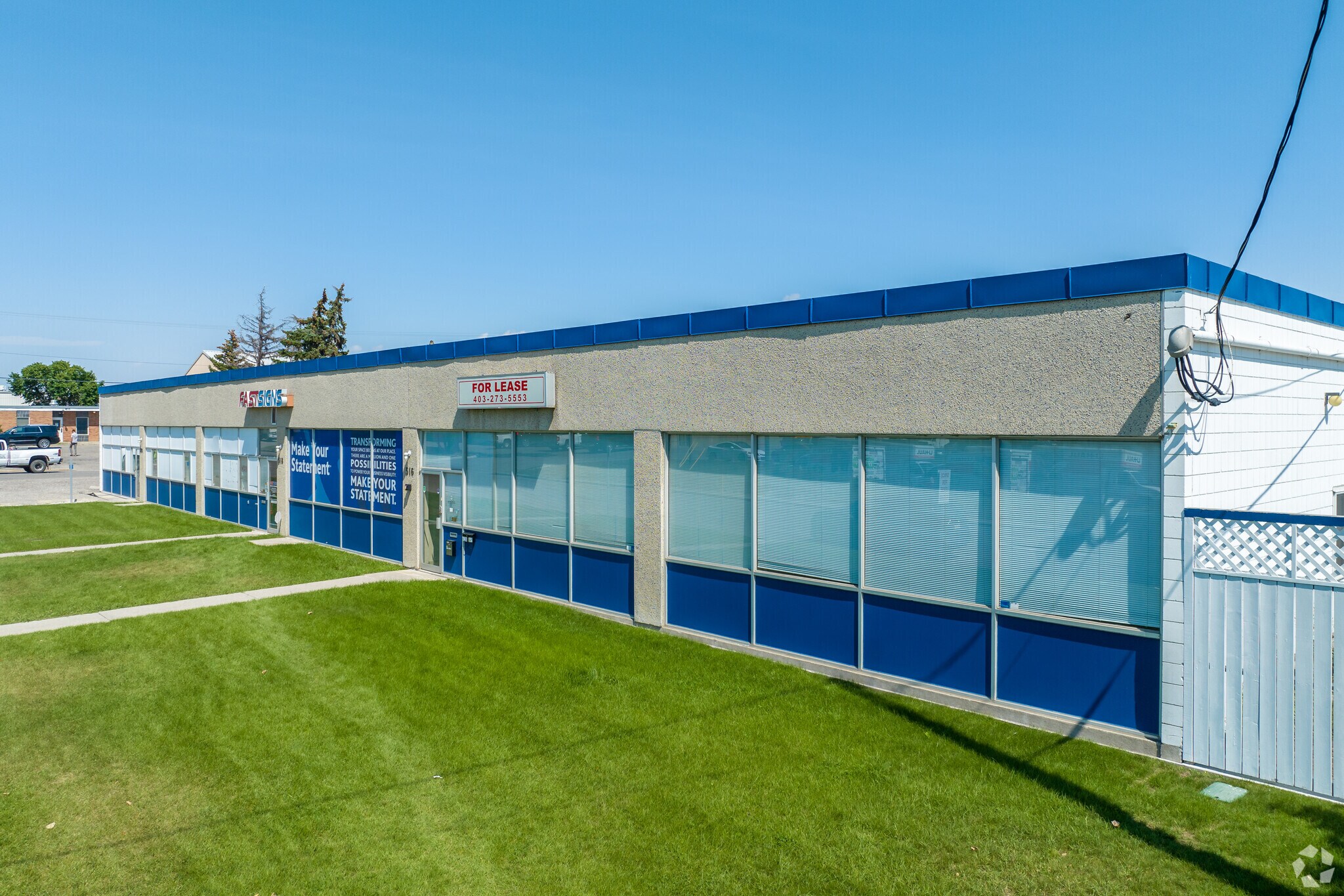 516-520 Moraine Rd NE, Calgary, AB à vendre Photo principale- Image 1 de 1