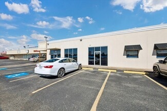 More details for 1001-1023 S Broadway St, La Porte, TX - Multiple Space Uses for Lease