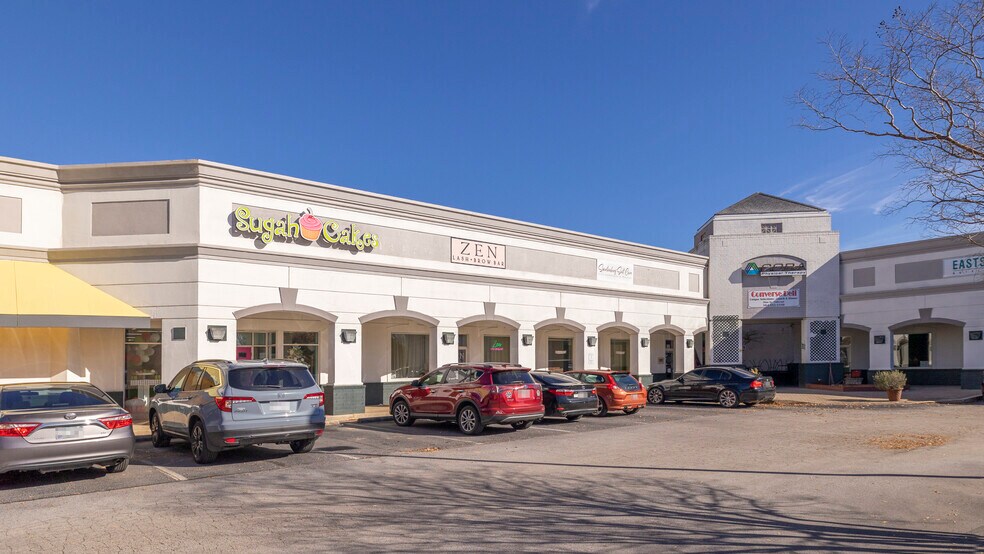 551 E Main St, Spartanburg, SC à louer - Photo du bâtiment - Image 2 de 12