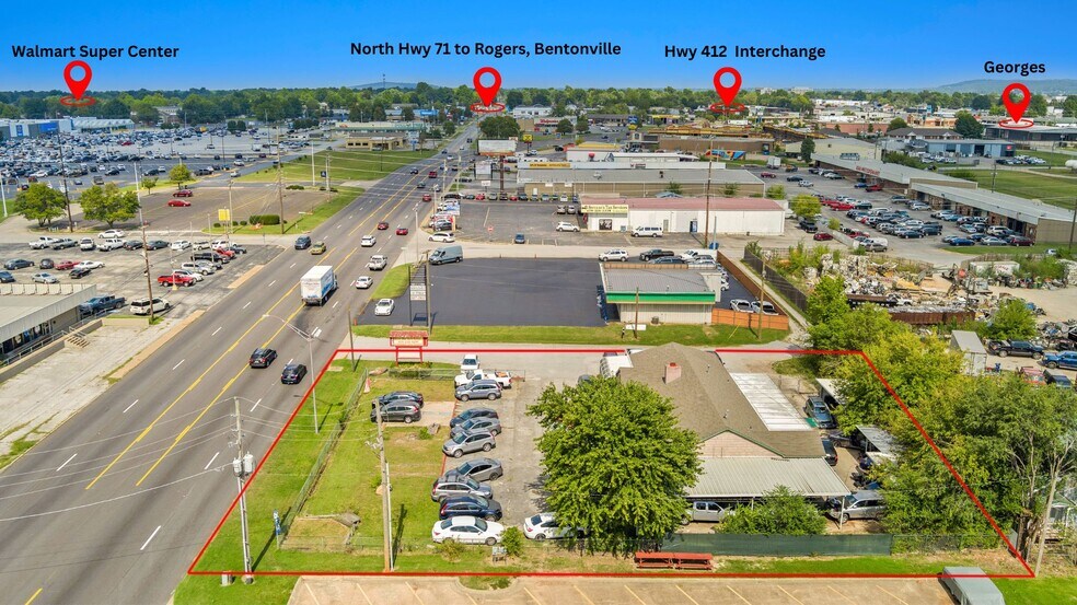 2305 S Thompson St, Springdale, AR à vendre - Photo du bâtiment - Image 2 de 21