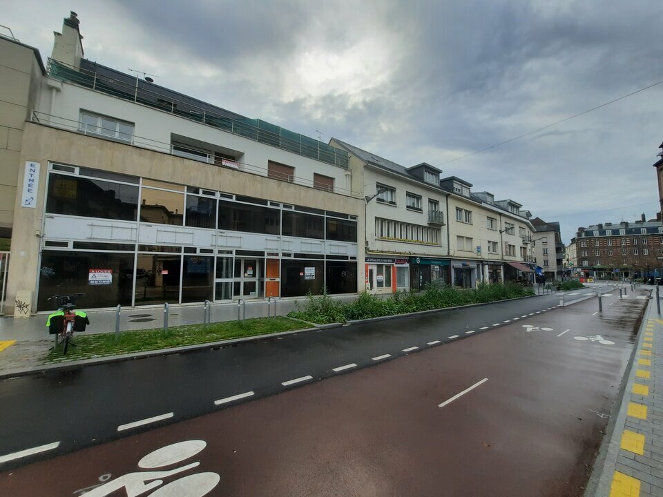 Office in Rouen for lease Building Photo- Image 1 of 20