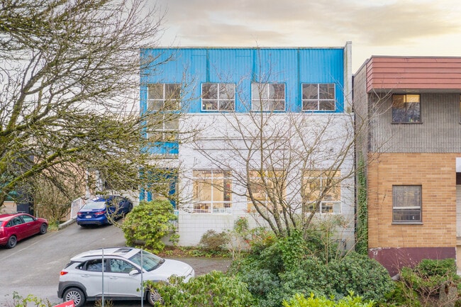 More details for 4438 Juneau St, Burnaby, BC - Industrial for Lease