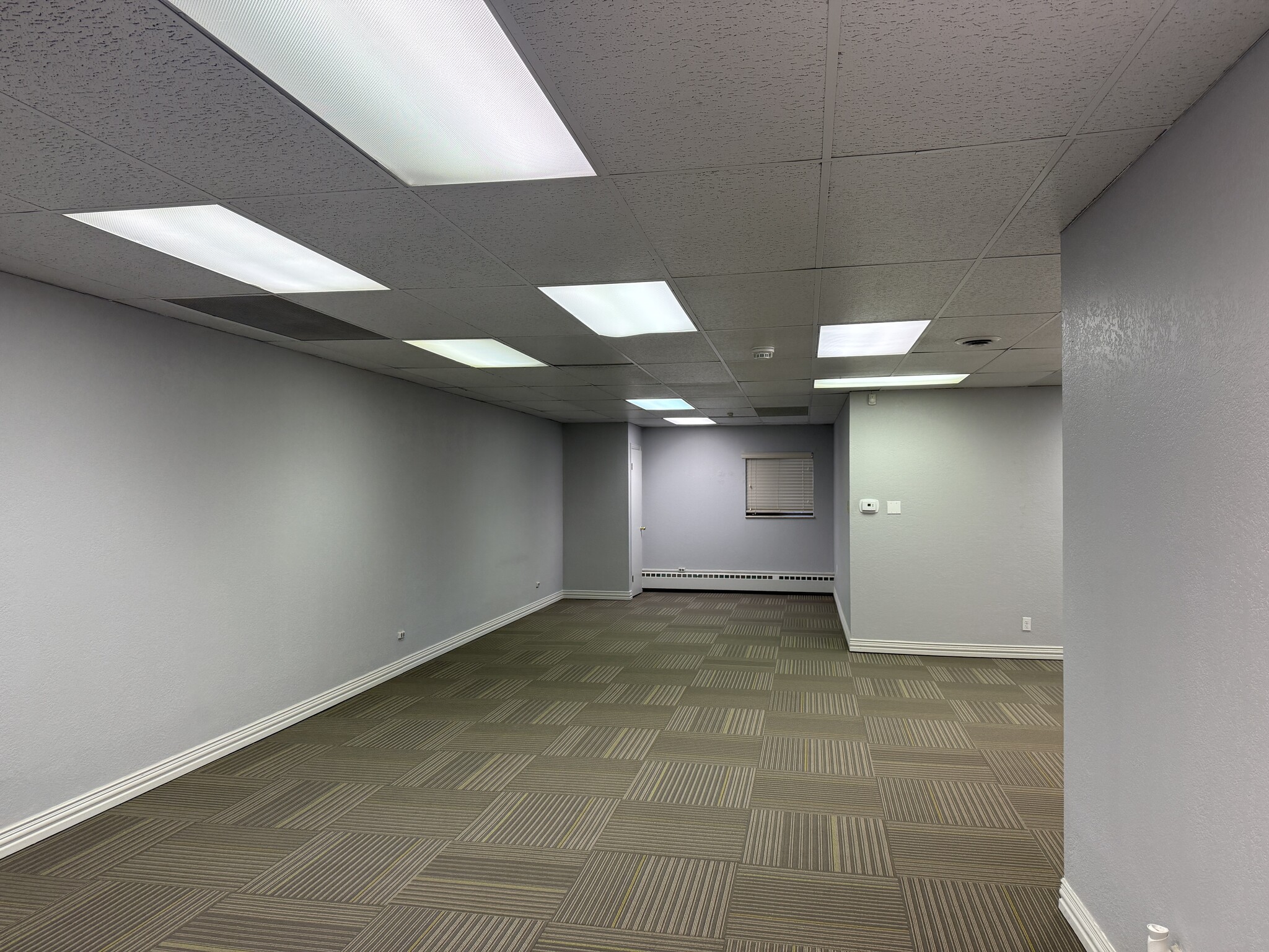 2090 E 104th Ave, Thornton, CO for lease Interior Photo- Image 1 of 15