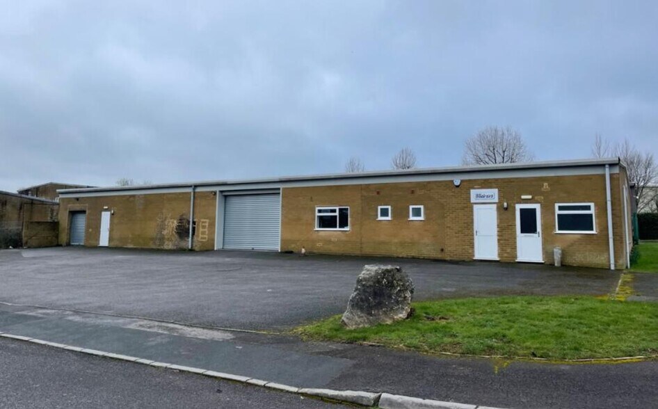 Second Av, Radstock for lease - Building Photo - Image 2 of 5