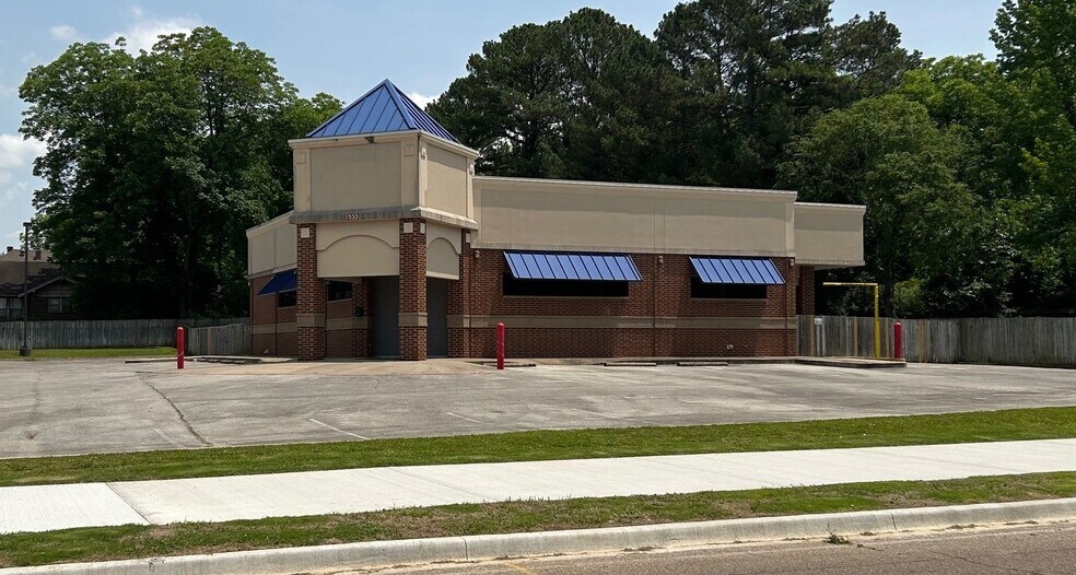 533 W Nettleton Ave, Jonesboro, AR à louer - Photo du bâtiment - Image 2 de 16