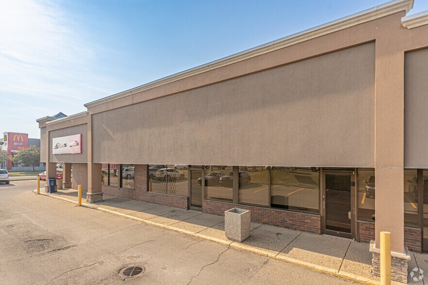 947-975 Ordze Rd, Sherwood Park, AB à louer - Photo du bâtiment - Image 2 de 5