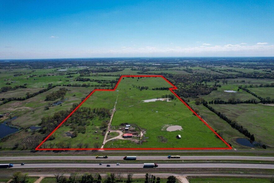 2110 SW Access Rd, Mount Vernon, TX à vendre - Photo du bâtiment - Image 3 de 19